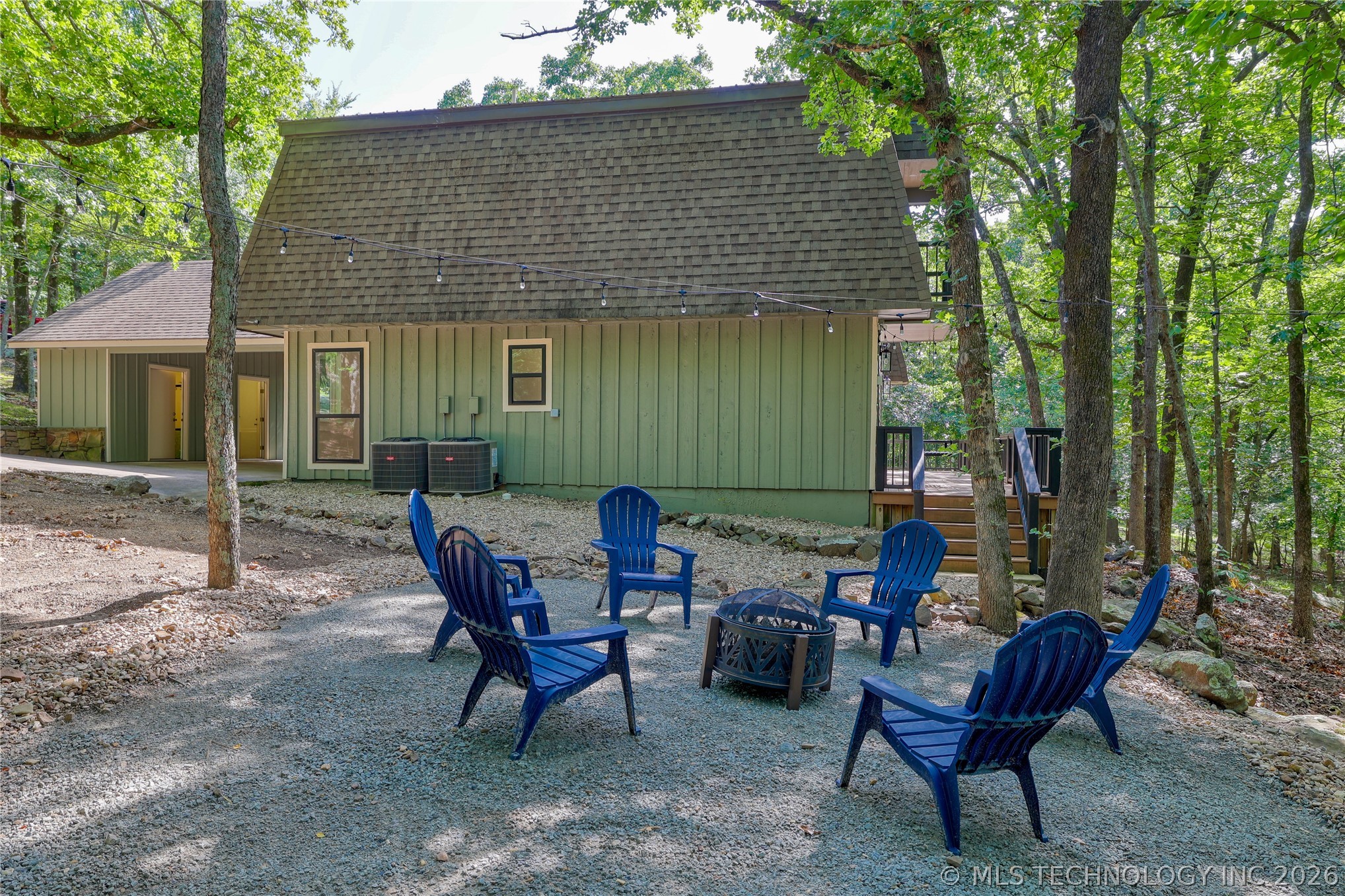 1296 Robin Hood Property Photo 9