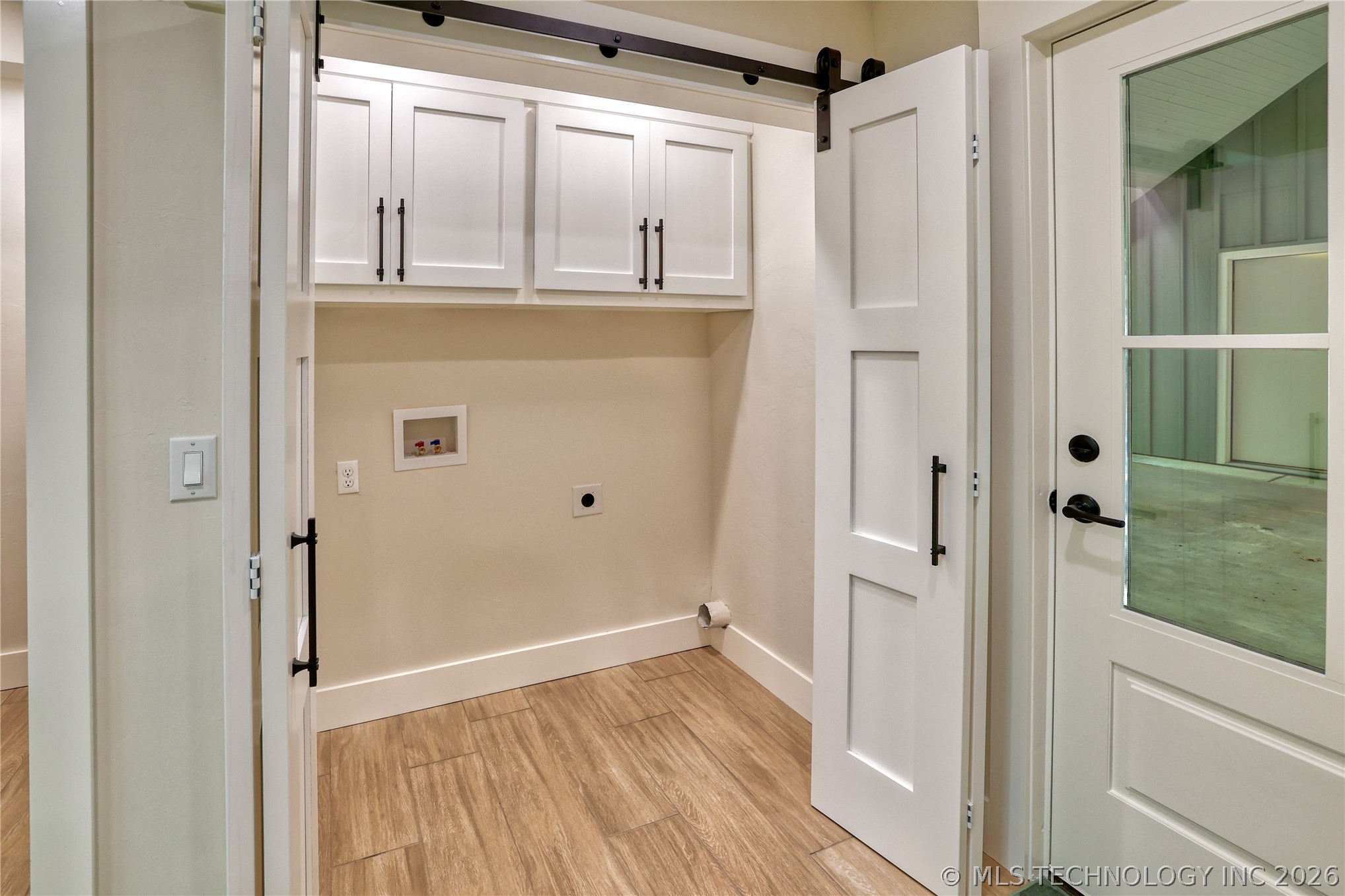 1296 Robin Hood Property Photo 16