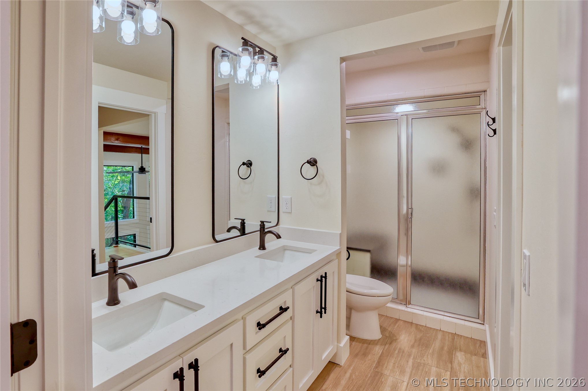 1296 Robin Hood Property Photo 20
