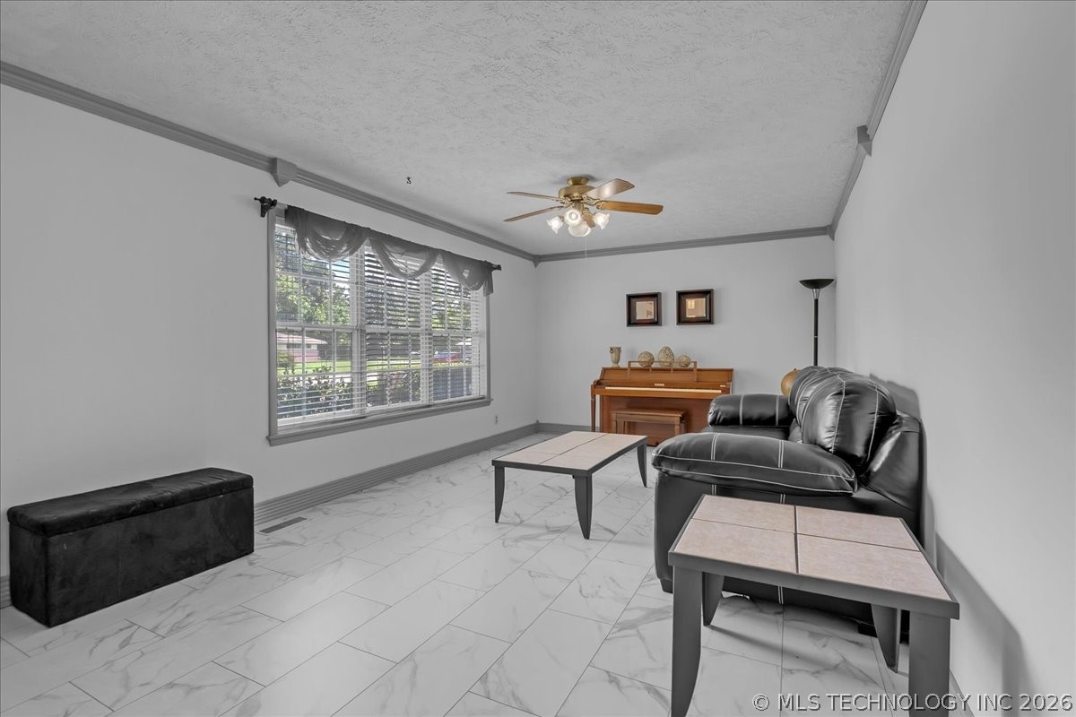 340 Se 15th Street Property Photo 6