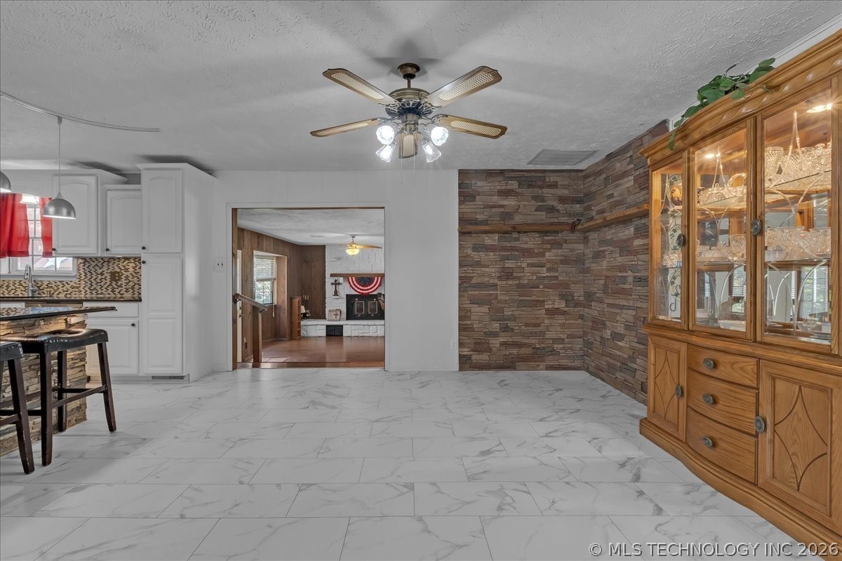 340 Se 15th Street Property Photo 9