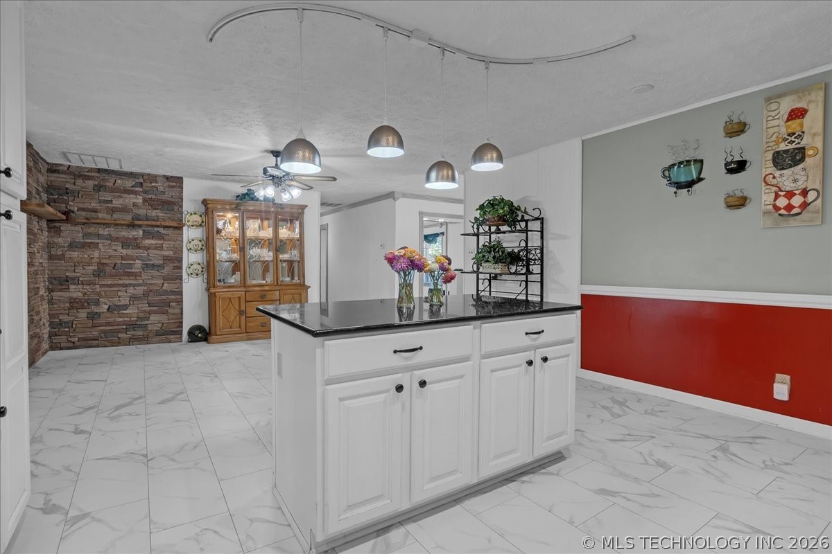 340 Se 15th Street Property Photo 12