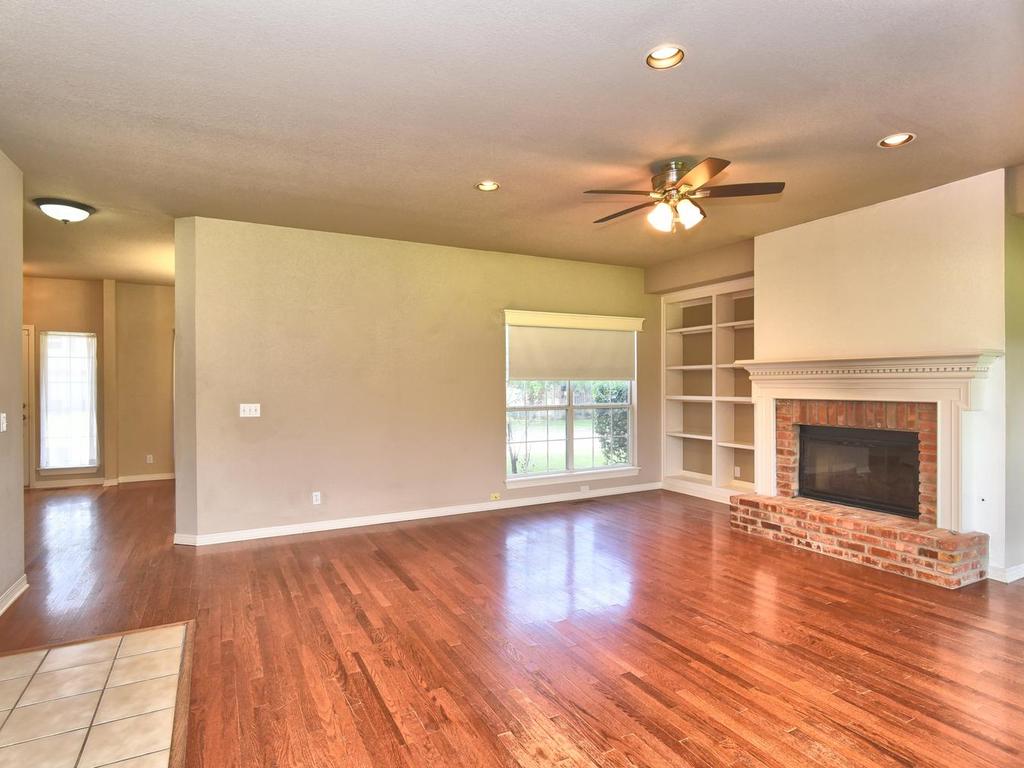 5117 E 77th Street Property Photo 17