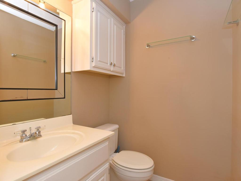 5117 E 77th Street Property Photo 23