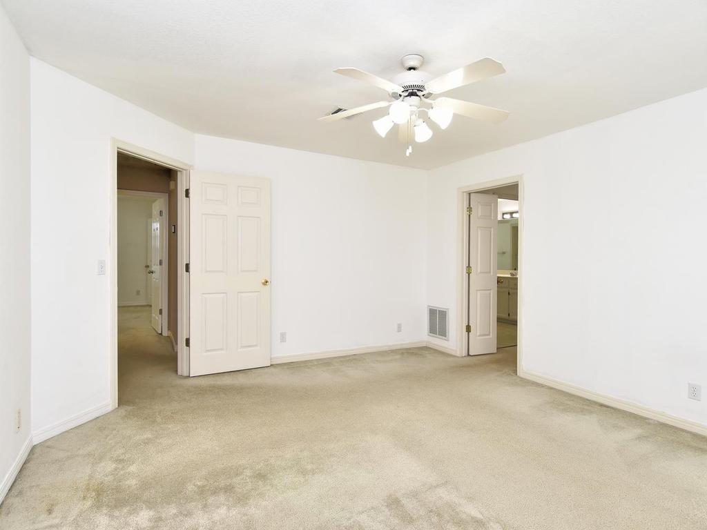 5117 E 77th Street Property Photo 24