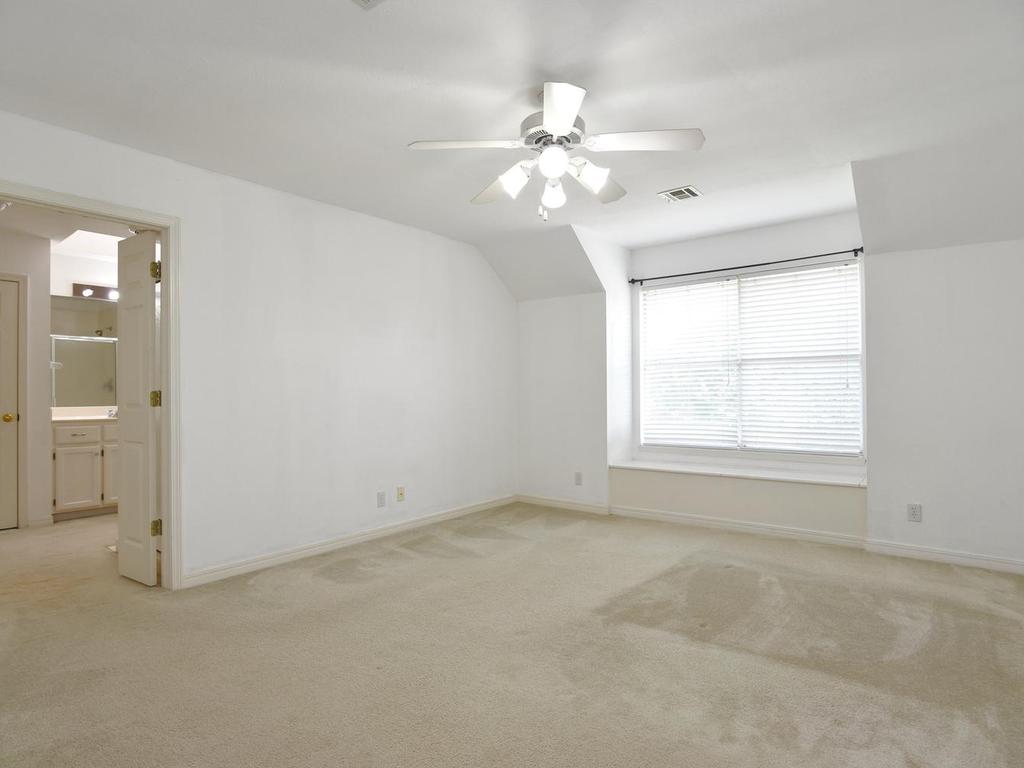 5117 E 77th Street Property Photo 25