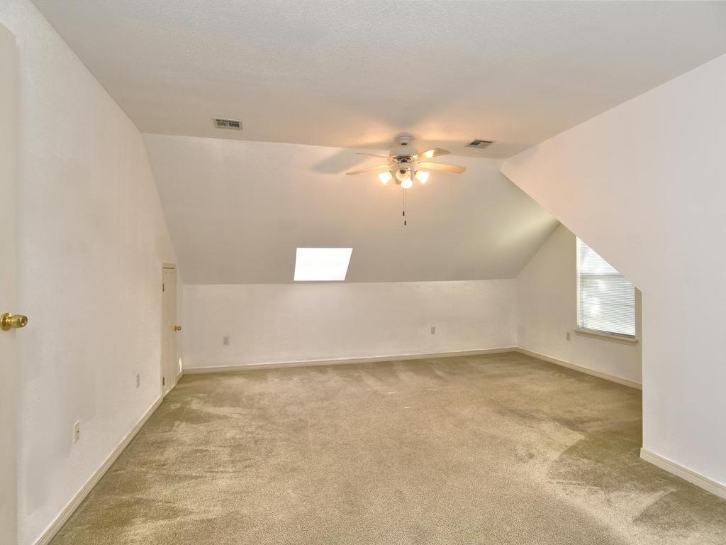 5117 E 77th Street Property Photo 36