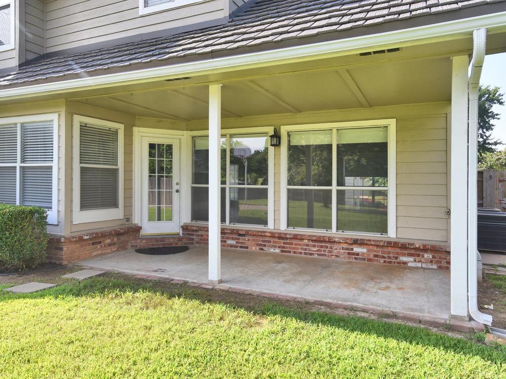 5117 E 77th Street Property Photo 40