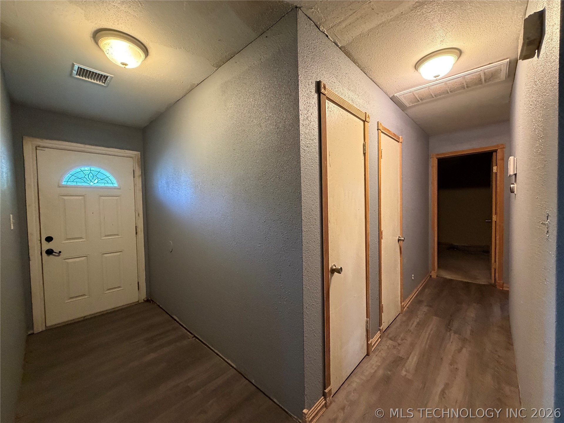2202 S 117th Avenue E Property Photo 3