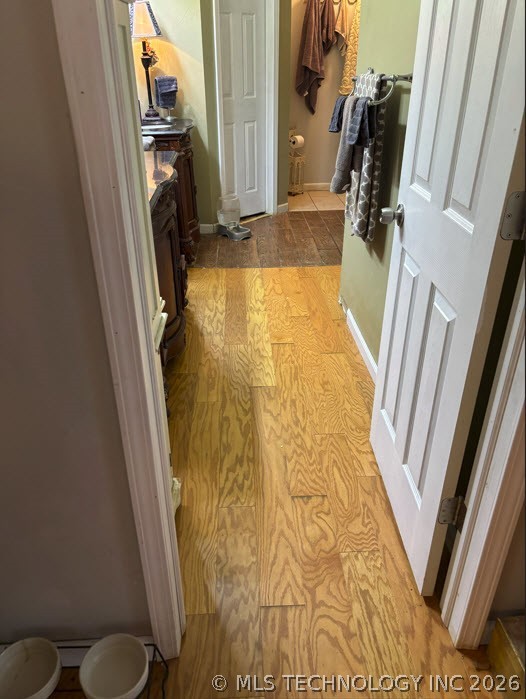 19661 County Road 3500 Property Photo 10