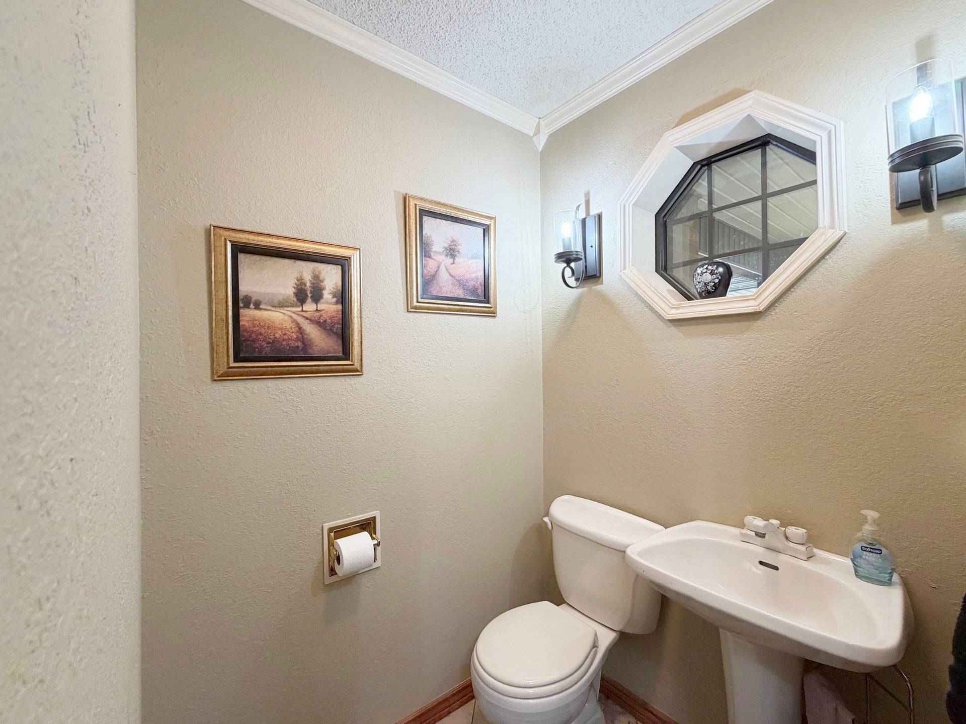 99 Greentree Drive Property Photo 12