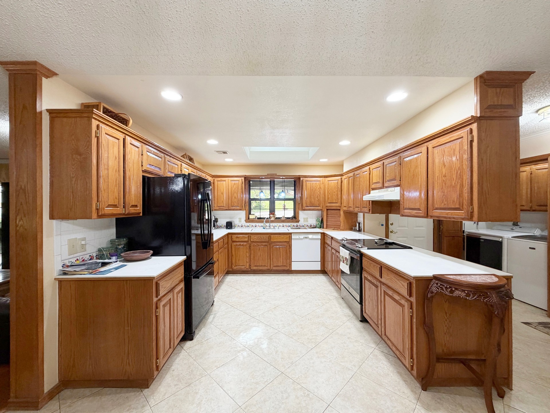 99 Greentree Drive Property Photo 15