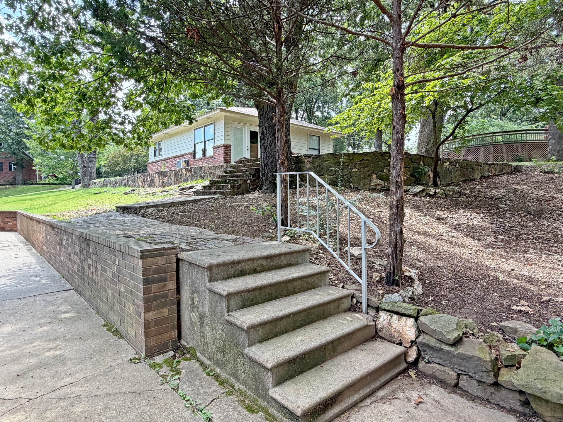 99 Greentree Drive Property Photo 39