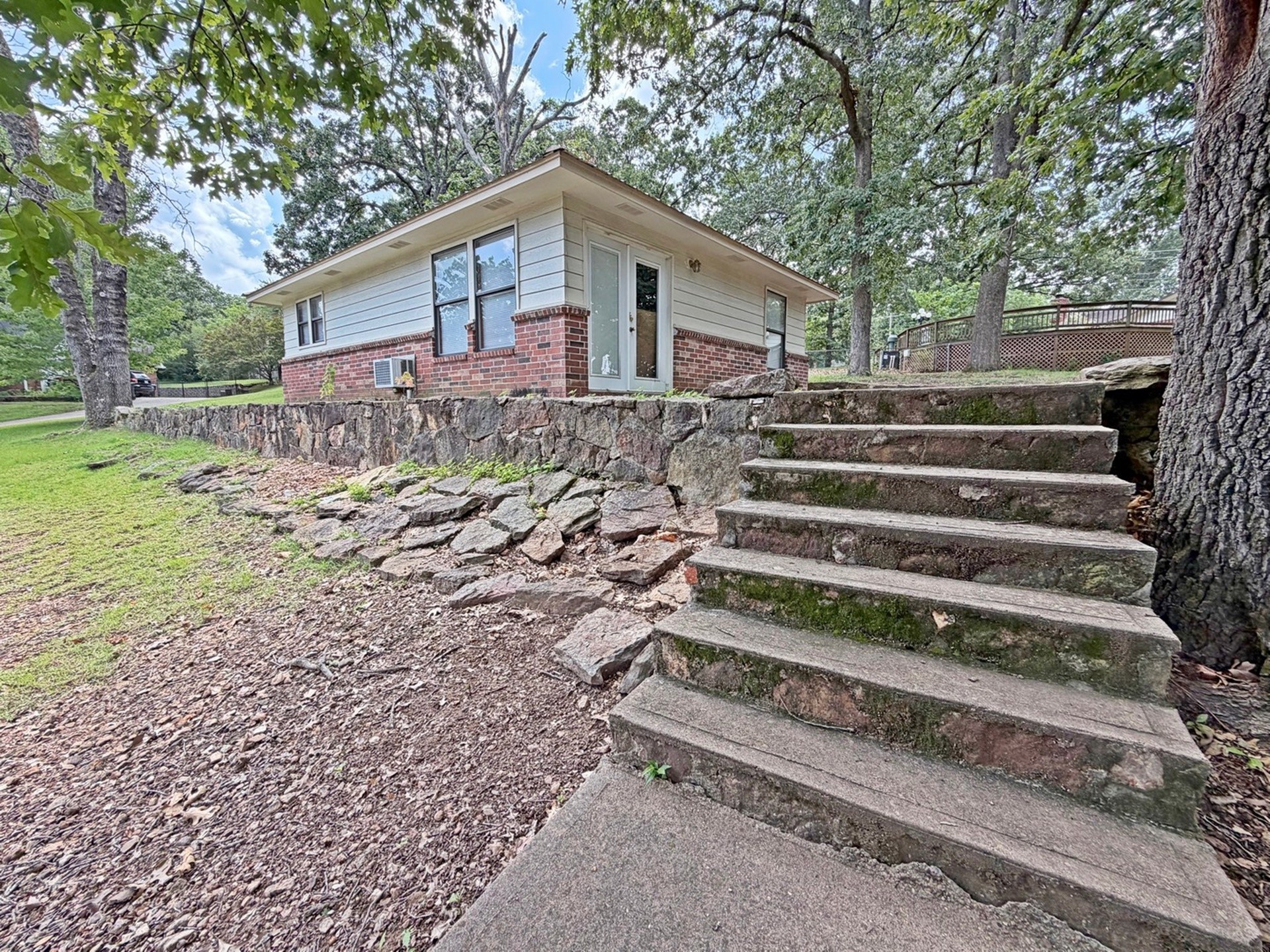99 Greentree Drive Property Photo 42