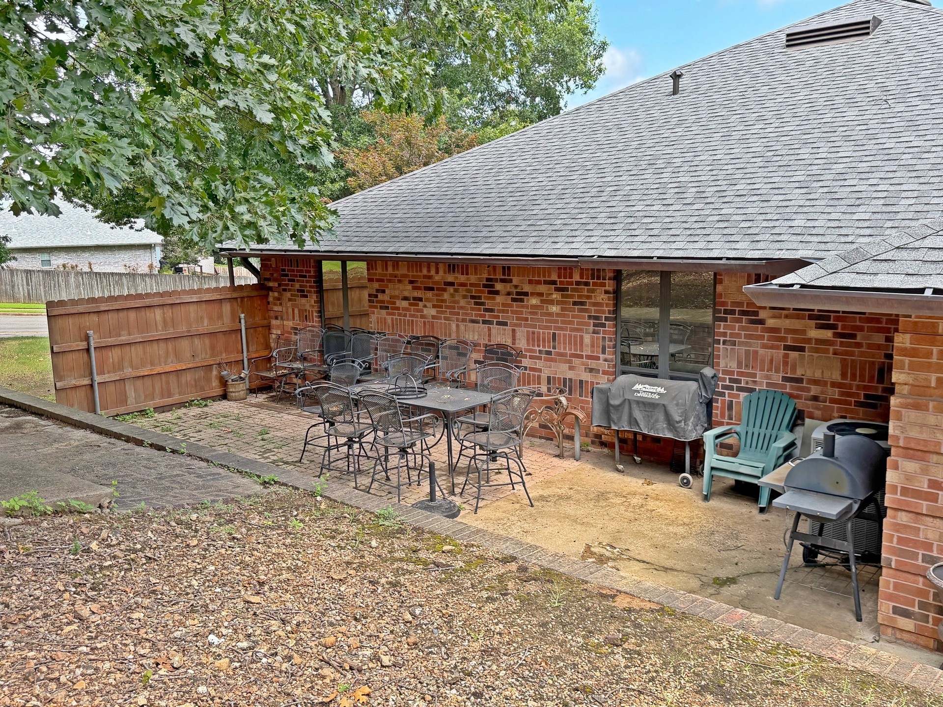 99 Greentree Drive Property Photo 49