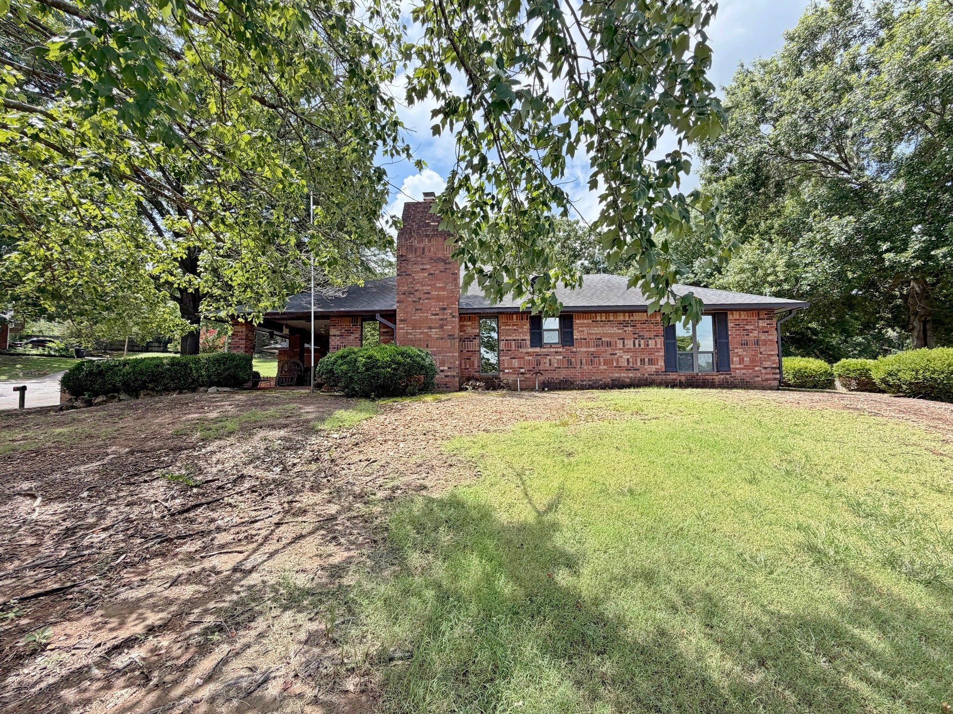 99 Greentree Drive Property Photo 61