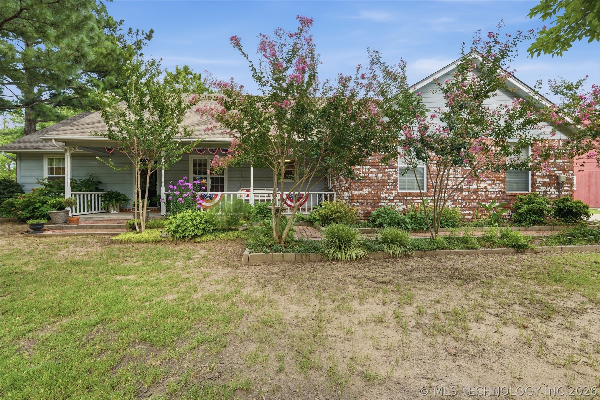 6574 S 85th Street E Property Photo 1