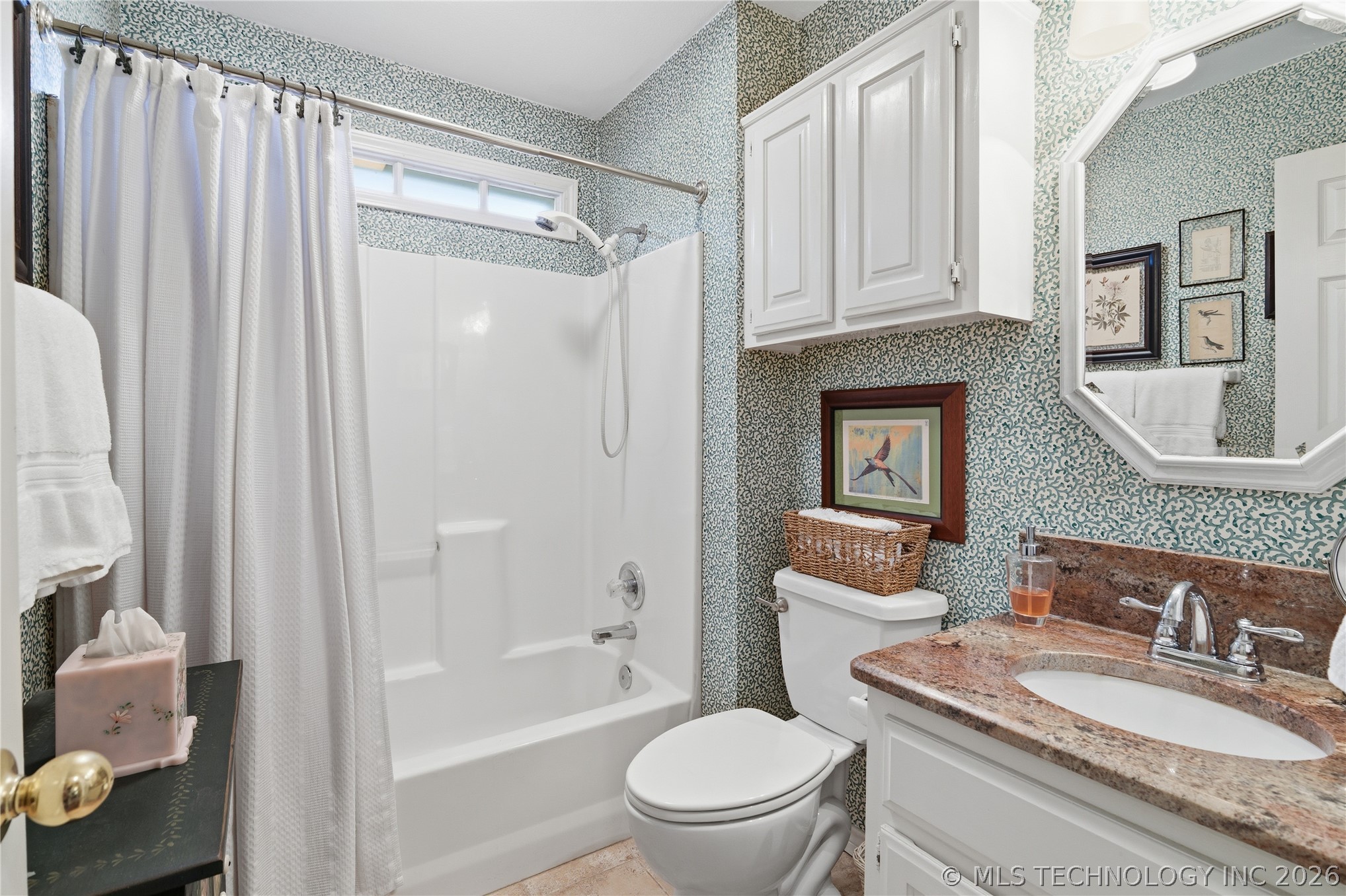 6574 S 85th Street E Property Photo 11