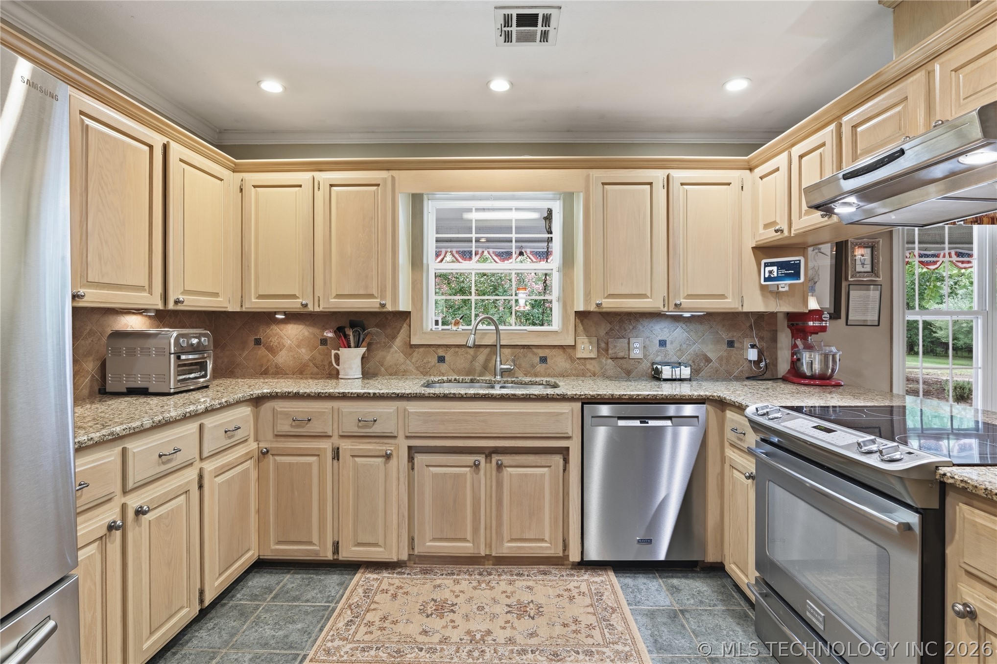 6574 S 85th Street E Property Photo 16