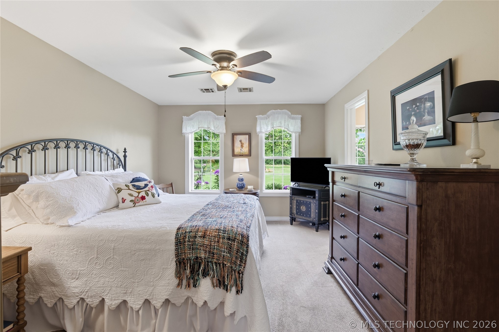 6574 S 85th Street E Property Photo 17