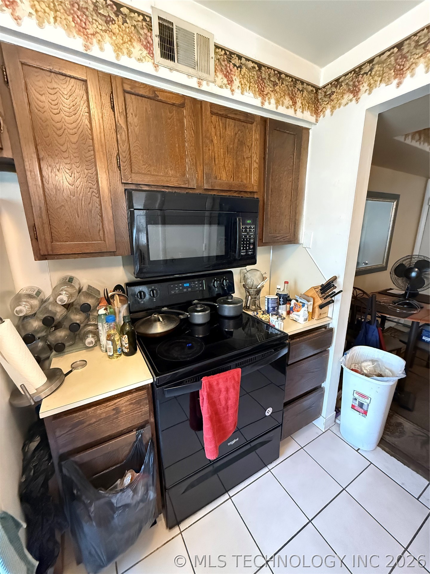 7451 S Yale Avenue 130 Property Photo 10
