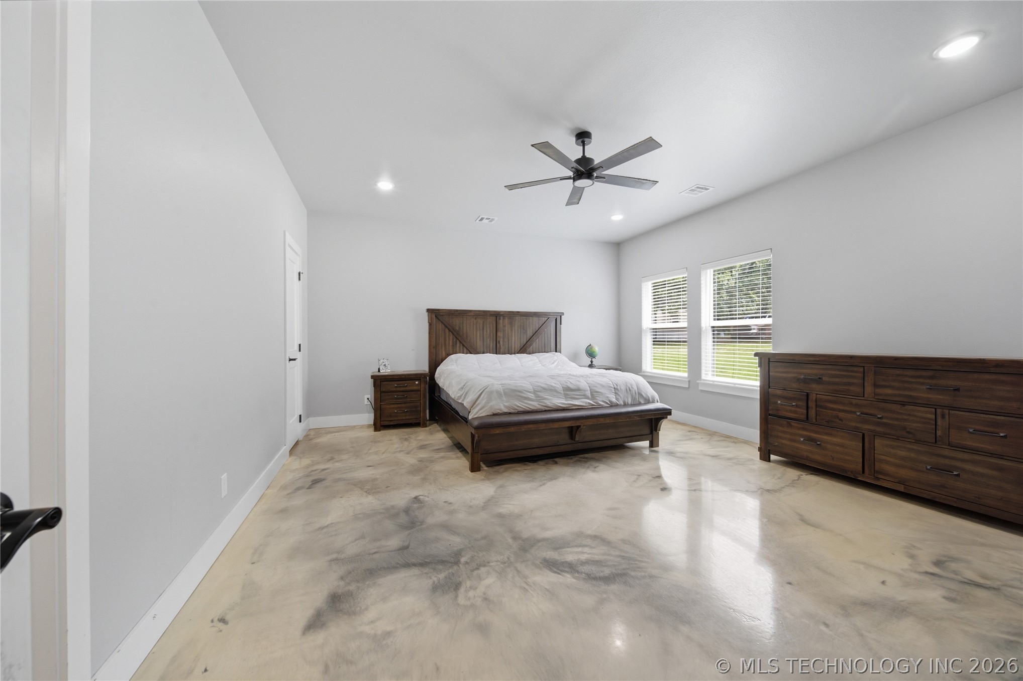 23290 E 320 Road Property Photo 14