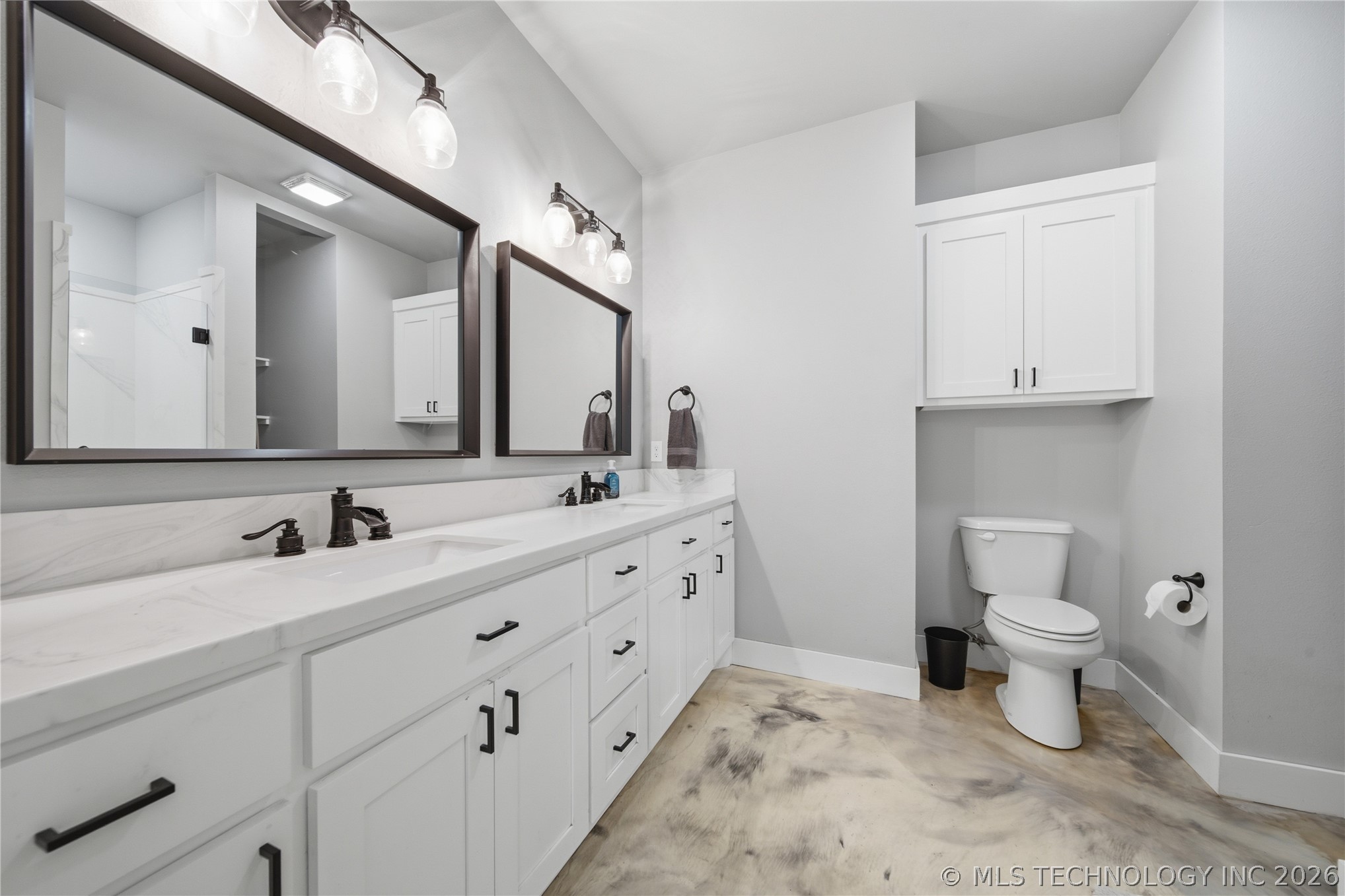 23290 E 320 Road Property Photo 16