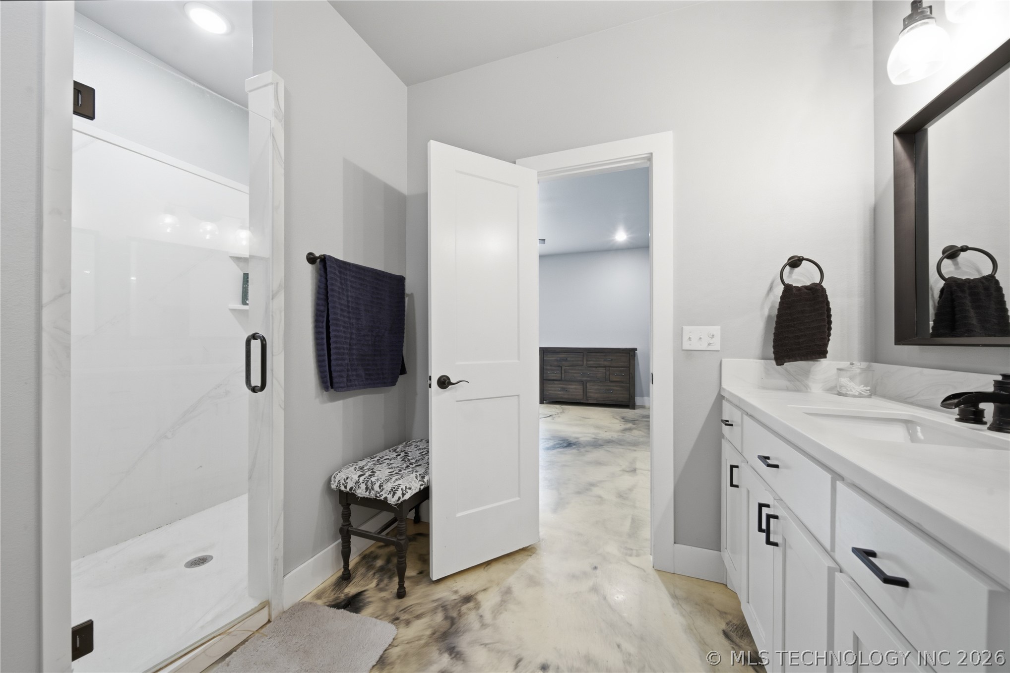 23290 E 320 Road Property Photo 17