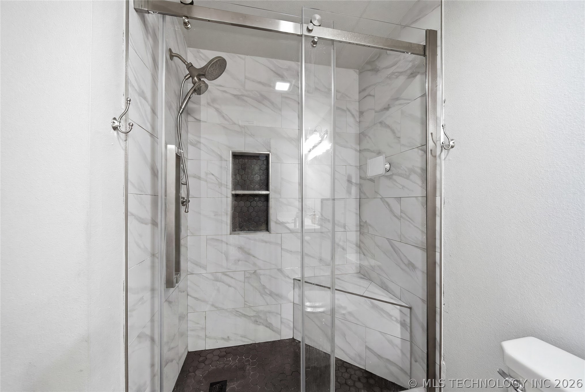 1204 E Richmond Street Property Photo 12