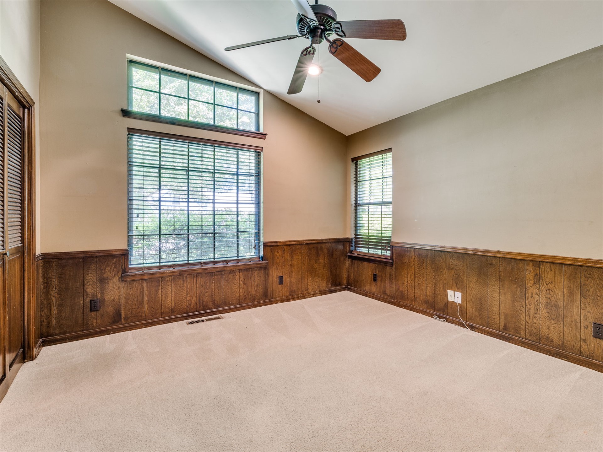 10641 S Sandusky Avenue Property Photo 35