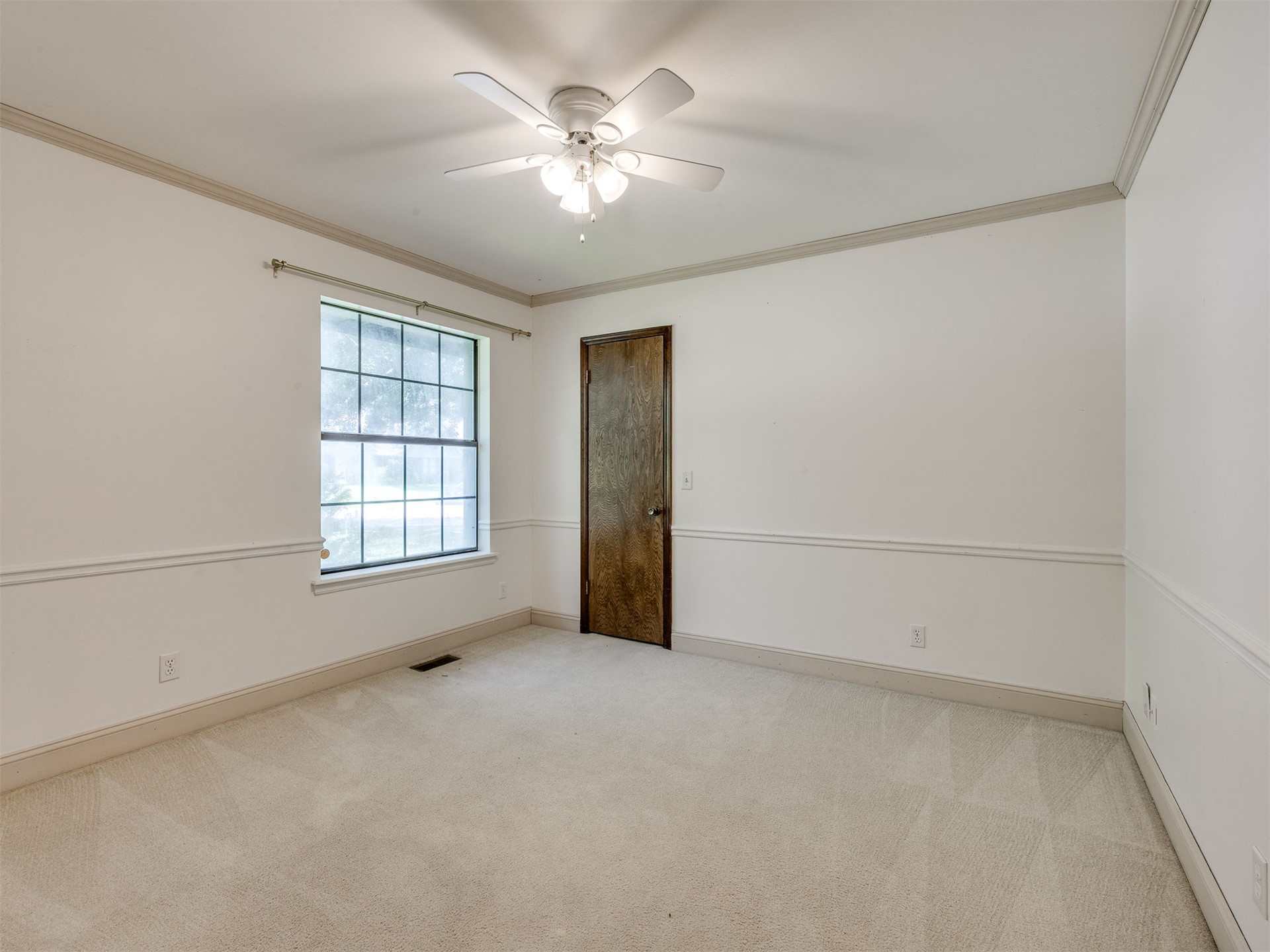 10641 S Sandusky Avenue Property Photo 37