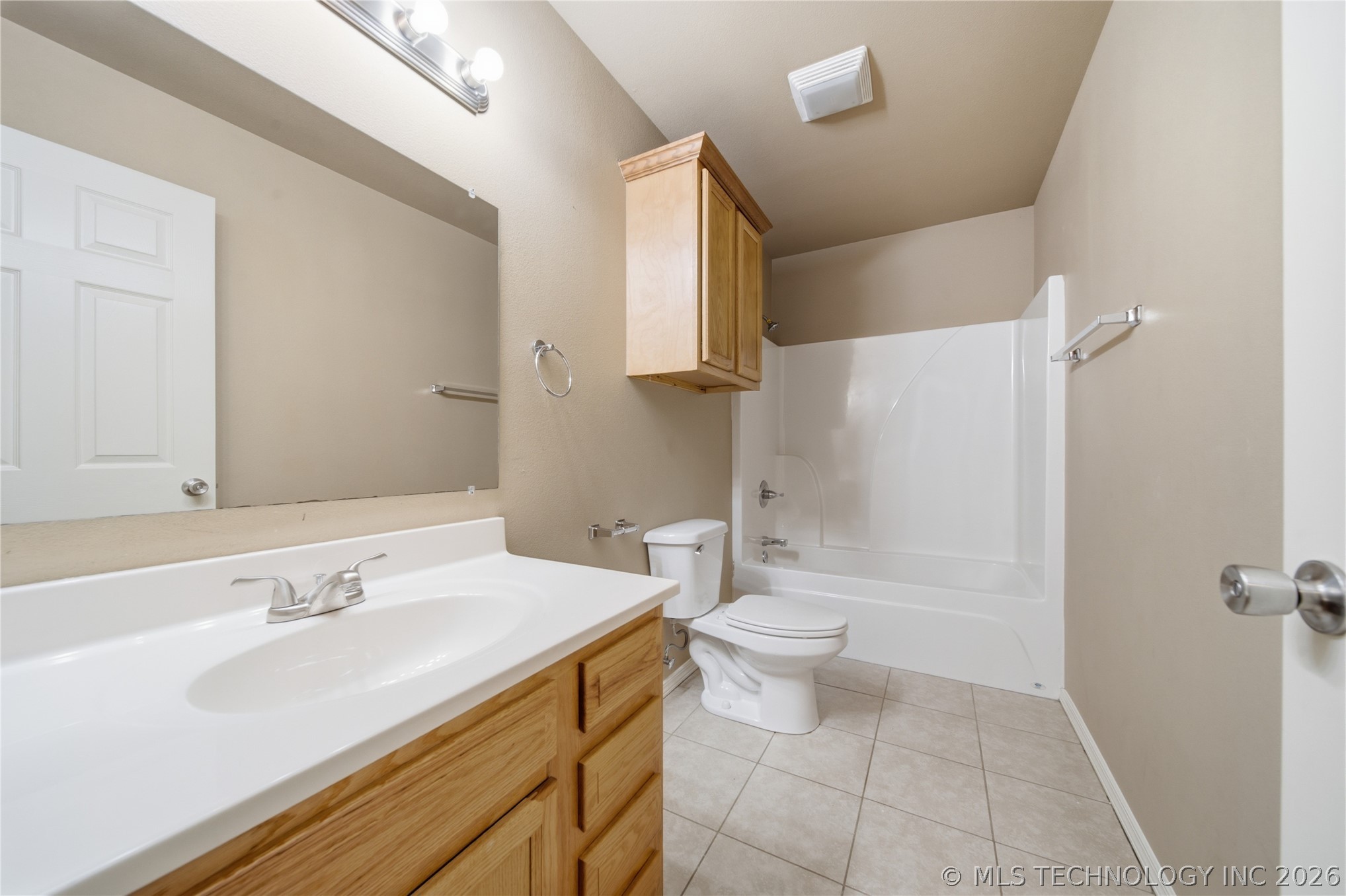 1411 W Haskell Street Property Photo 20