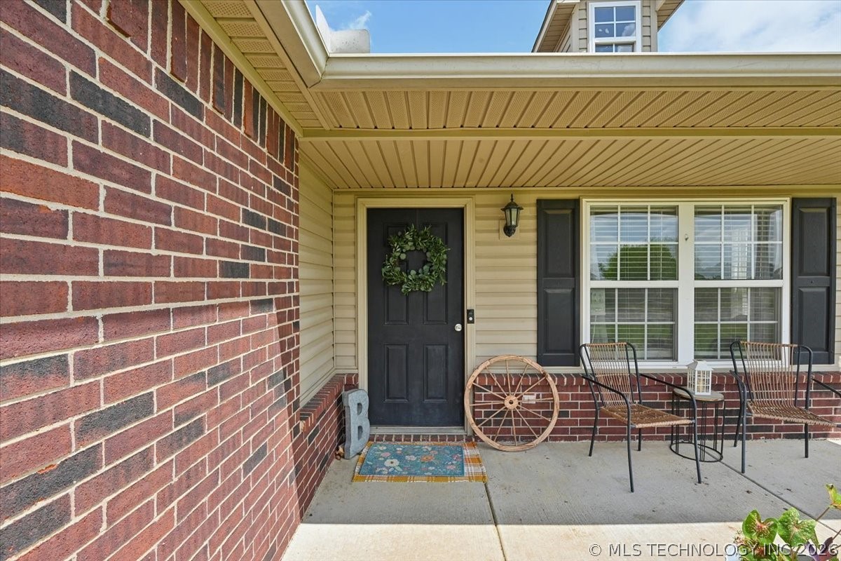 63 W Fairlane Drive Property Photo 3