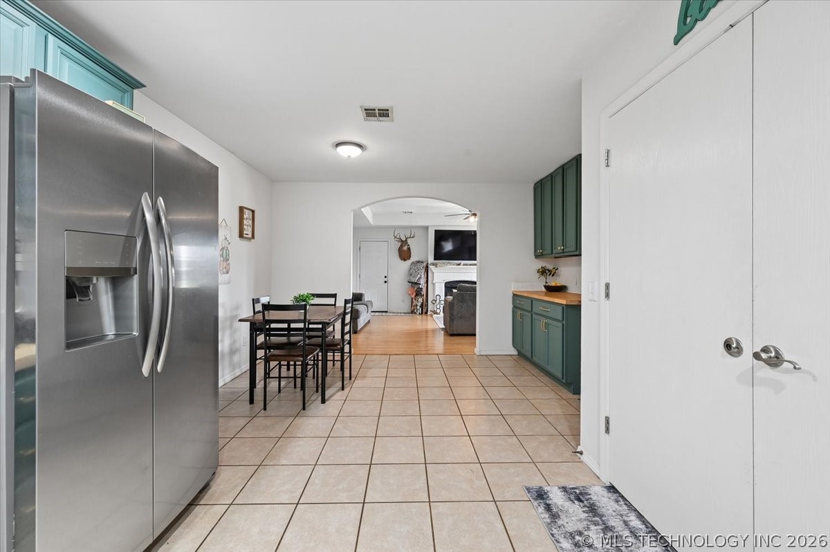 63 W Fairlane Drive Property Photo 19
