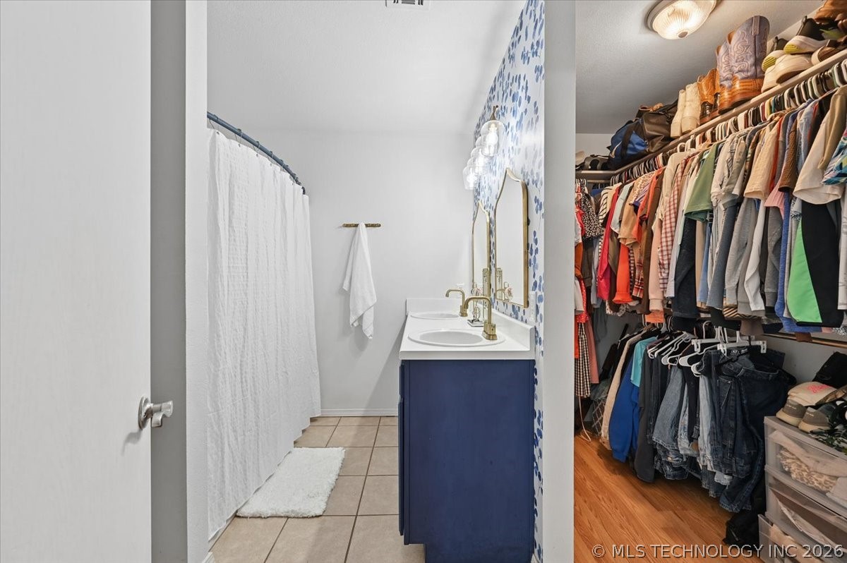 63 W Fairlane Drive Property Photo 23