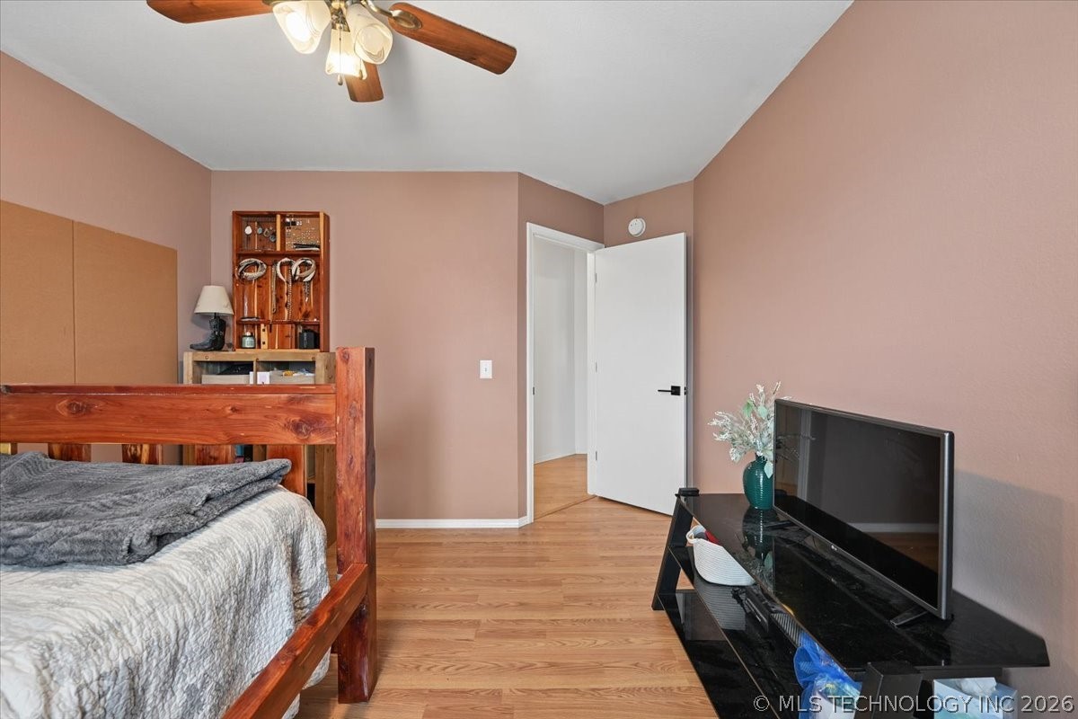 63 W Fairlane Drive Property Photo 27