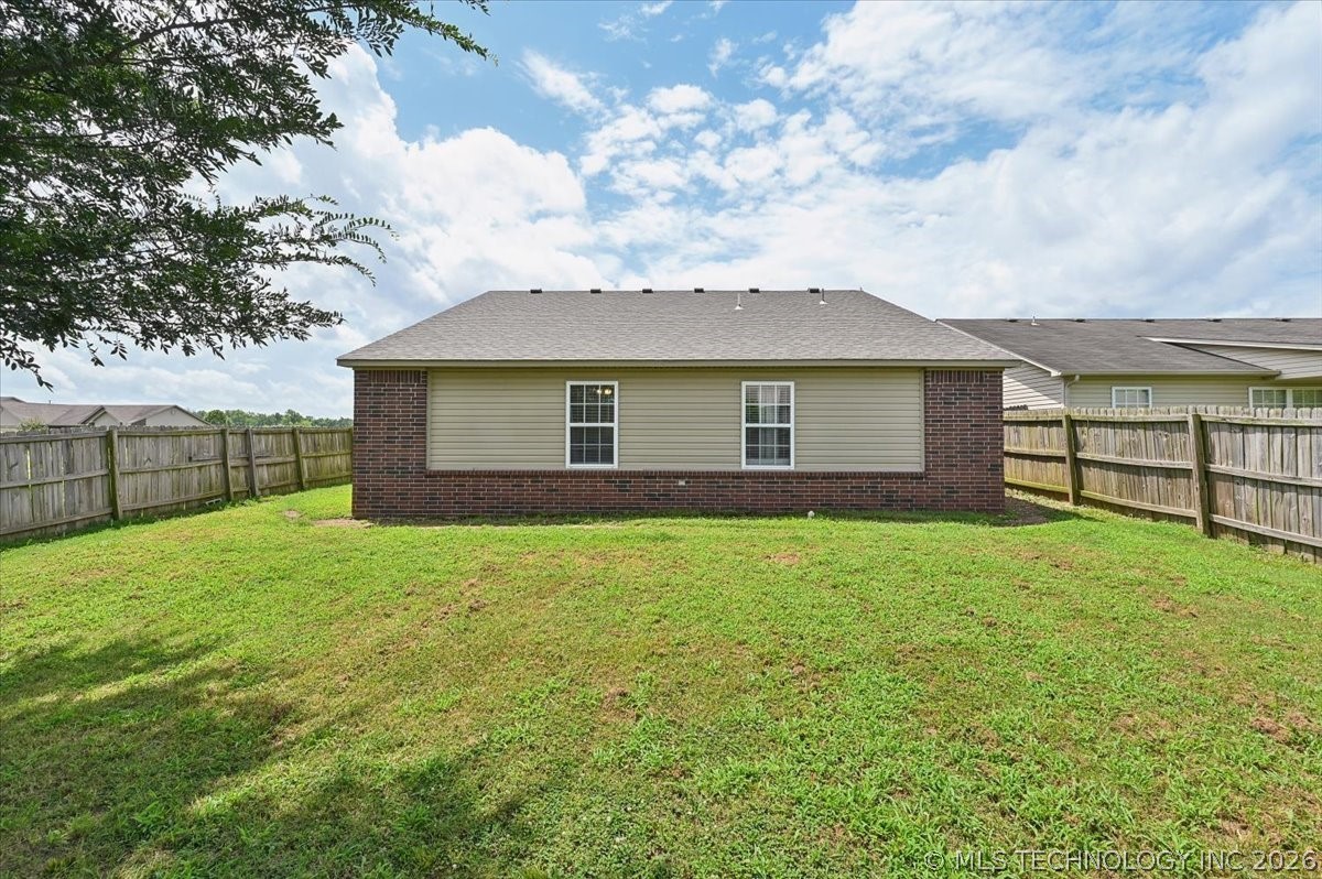 63 W Fairlane Drive Property Photo 31