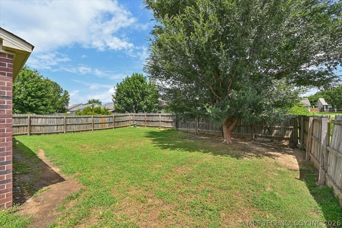 63 W Fairlane Drive Property Photo 34