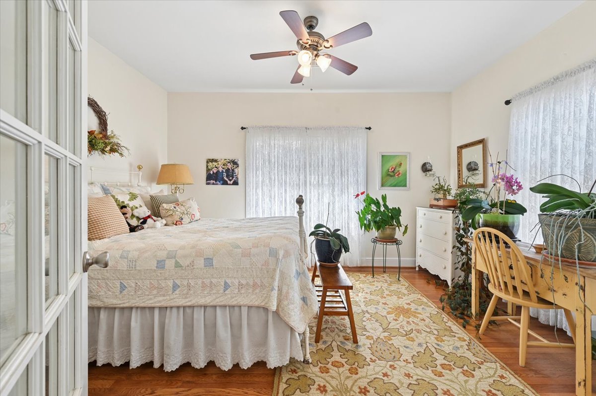 2115 E 17th Place Property Photo 30