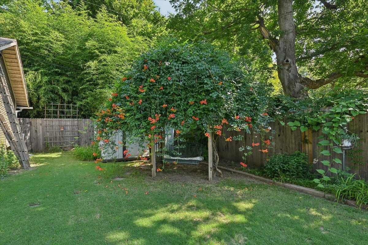 2115 E 17th Place Property Photo 36