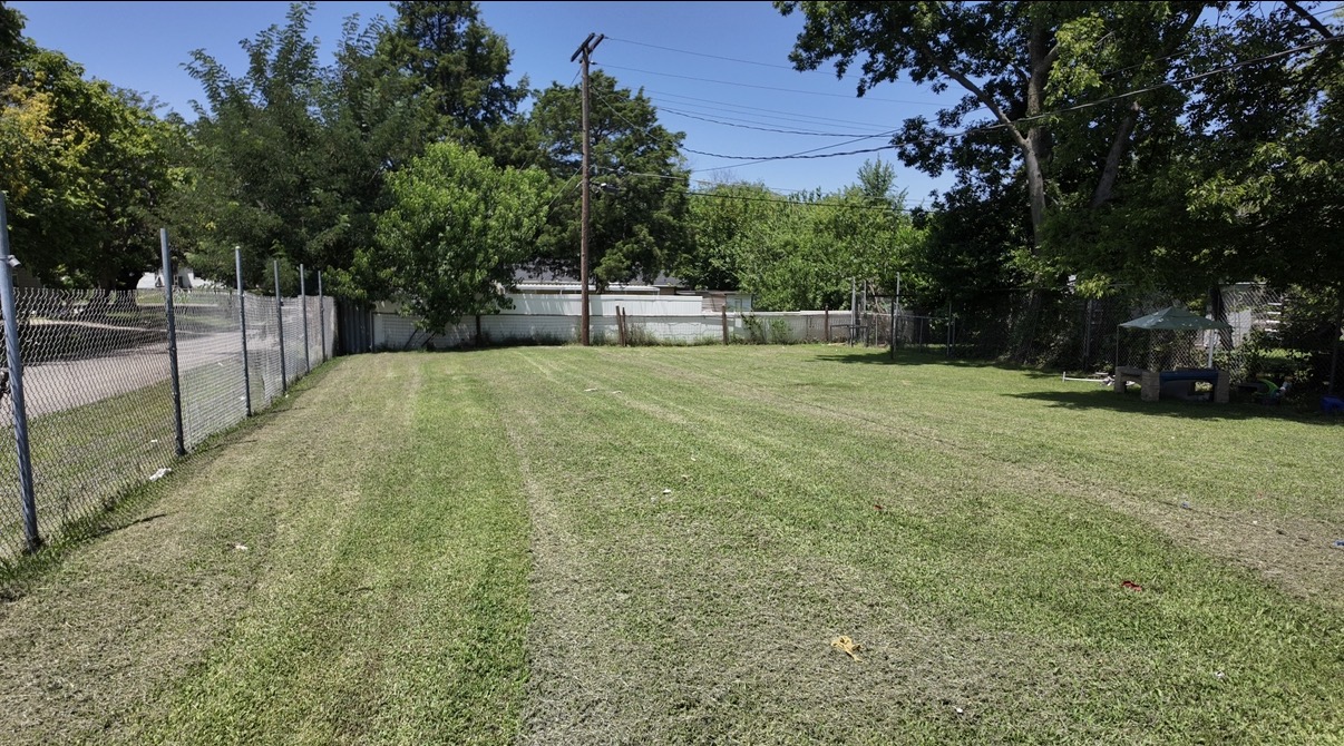 1804 N Evanston Avenue Property Photo 5