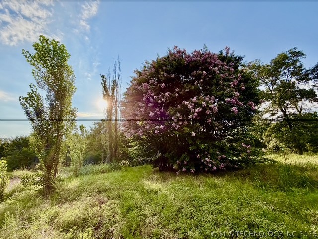 447530 E 1011 Property Photo 4