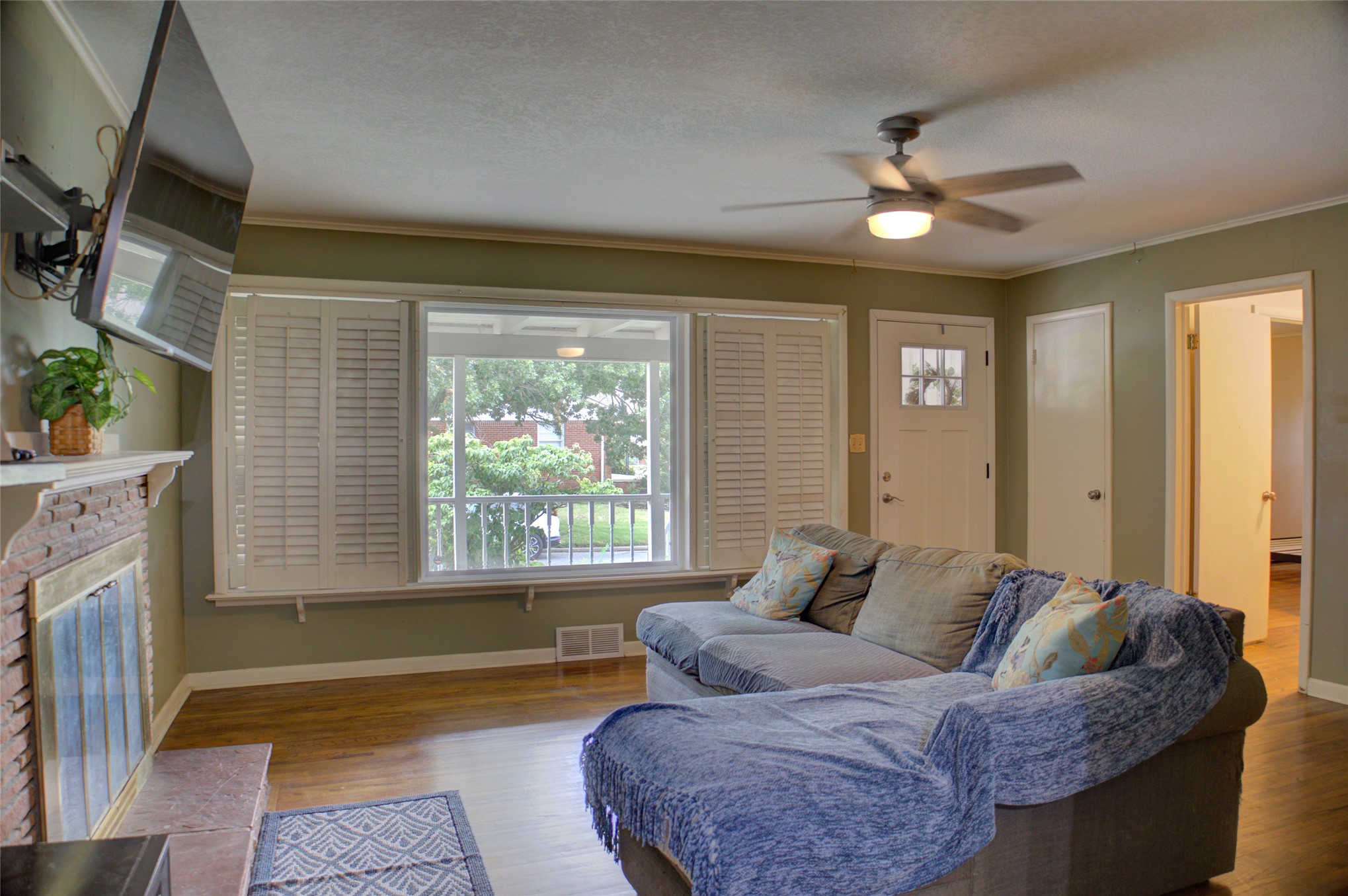 2518 S Winston Avenue Property Photo 4