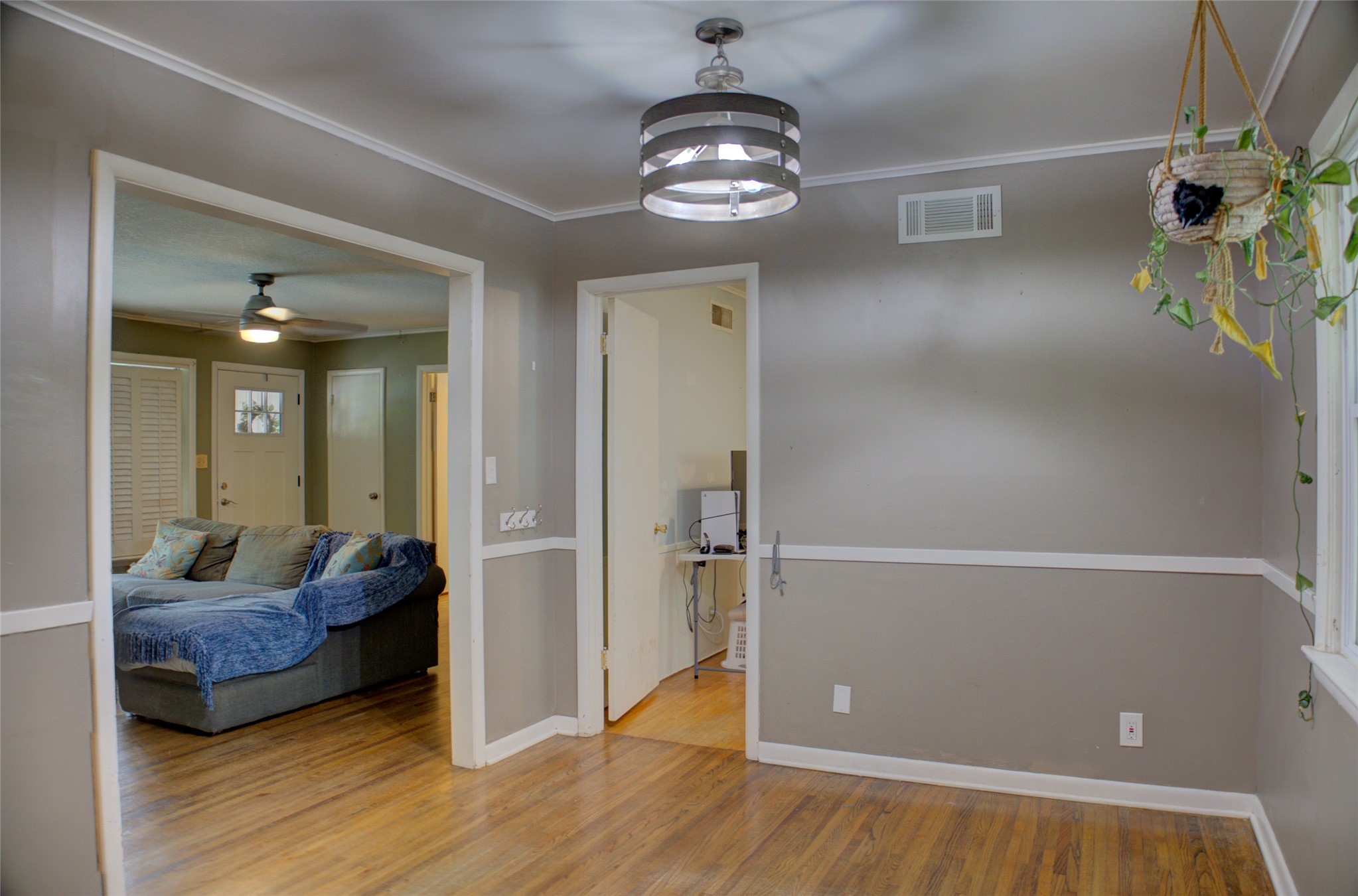 2518 S Winston Avenue Property Photo 8