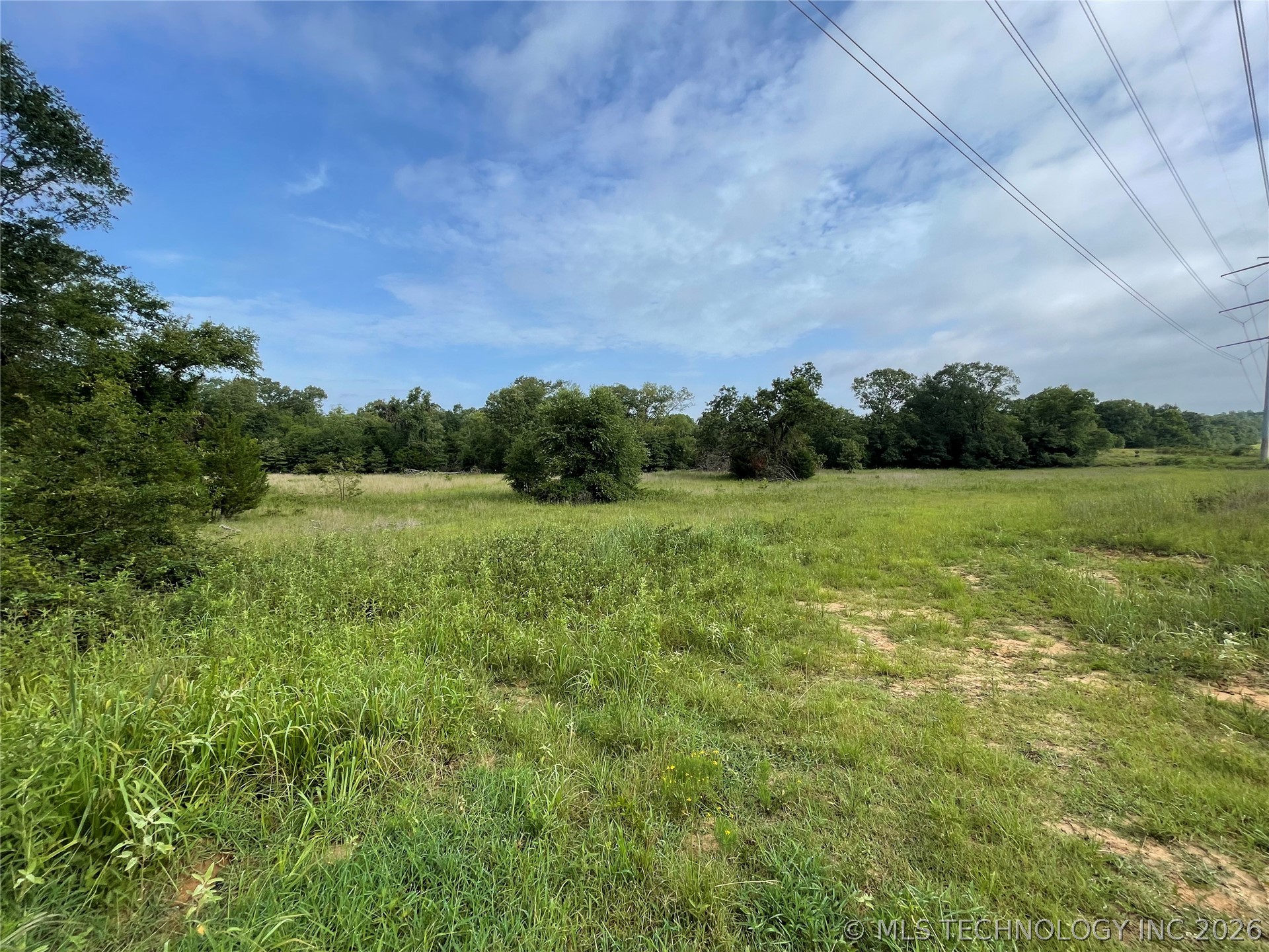 E Allison Road Property Photo 2