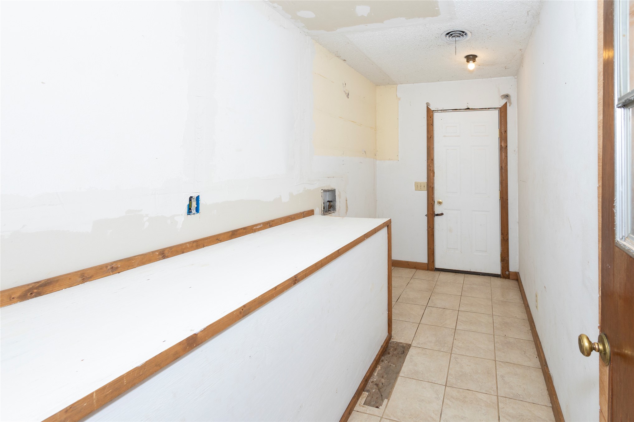 610 E Monroe Property Photo 23