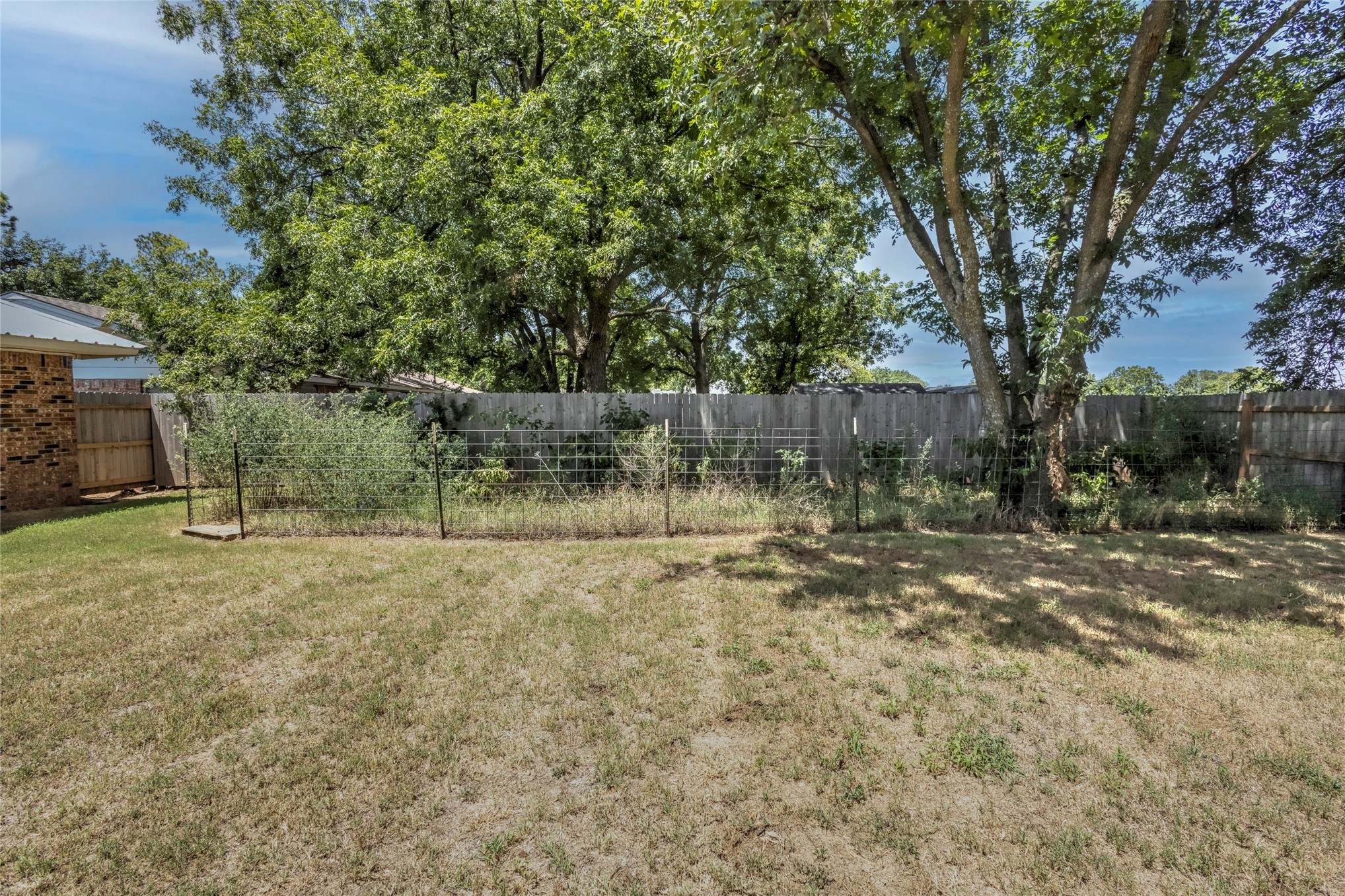 610 E Monroe Property Photo 27