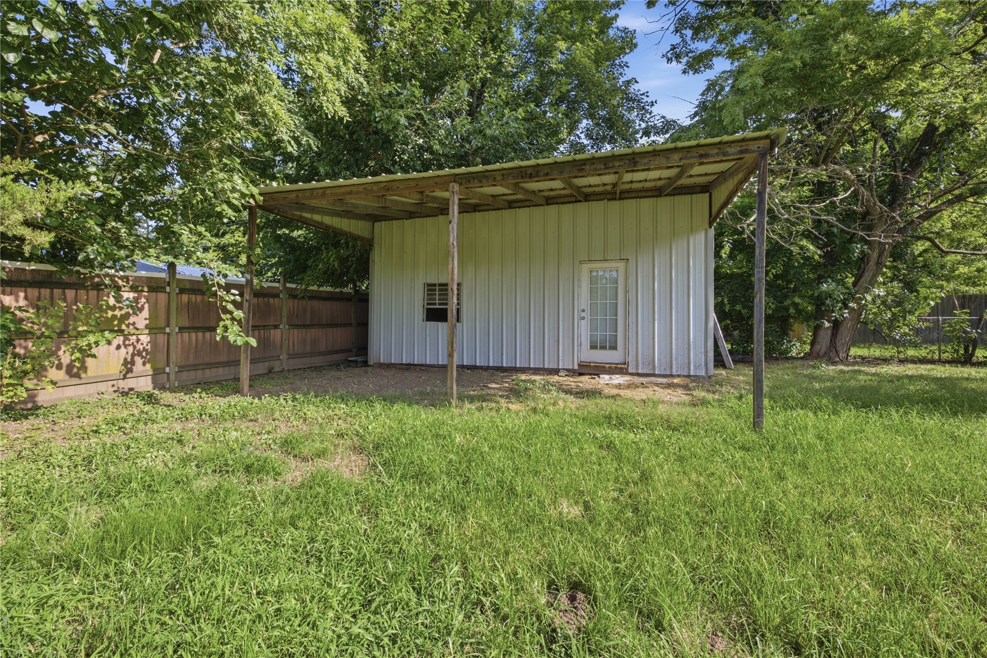 422 S Bristow Avenue S Property Photo 24