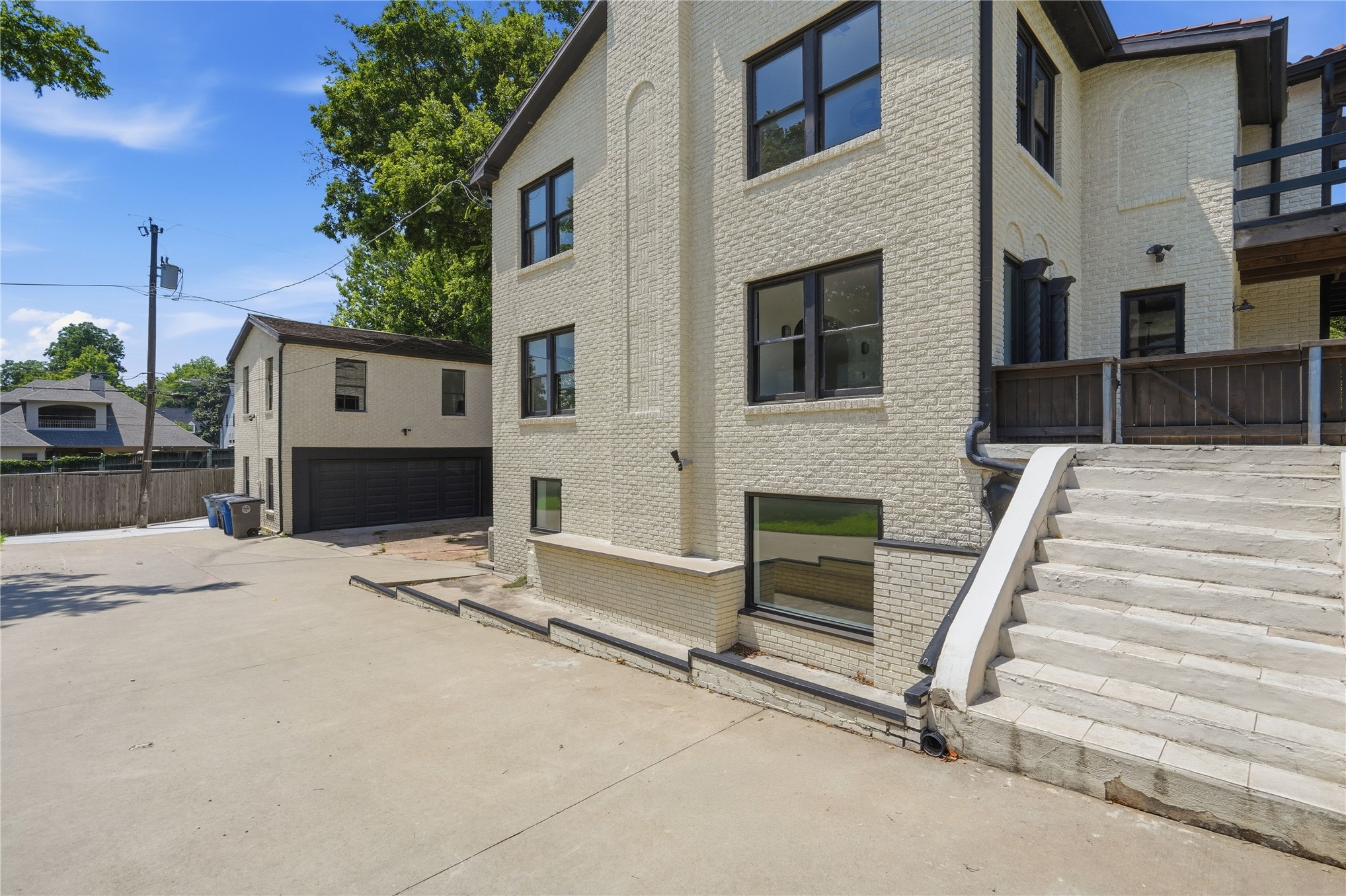 2538 S Cincinnati Avenue Property Photo 49