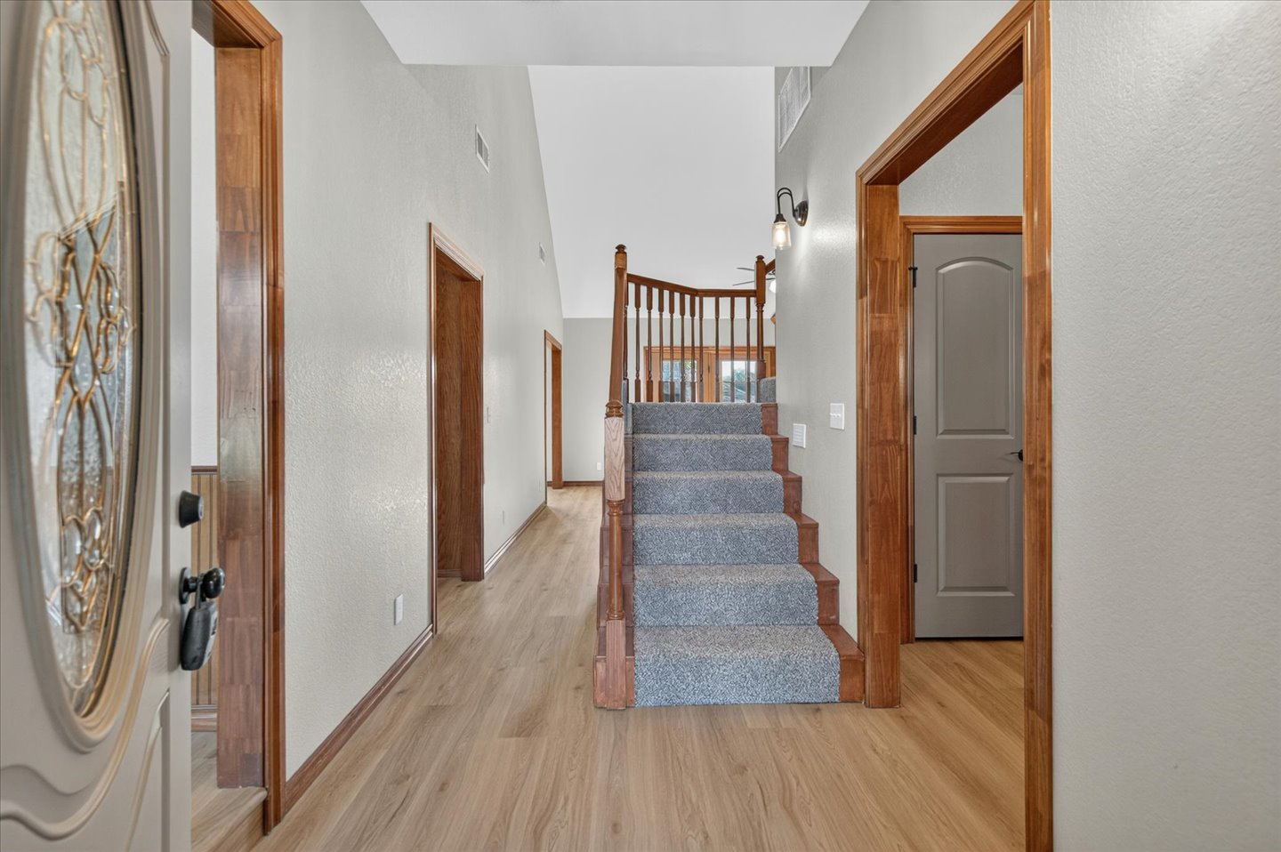 1908 Barnett Court Property Photo 5